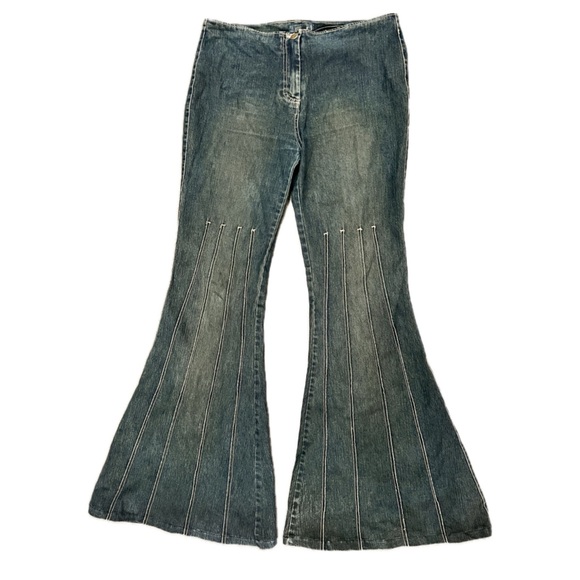 VINTAGE | GARAGE Y2K Flare Bell Denim Jeans - Picture 2 of 9